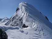 Salita da Carona in Valsambuzza al Passo di Publino e ascensione al Pizzo Zerna 2572 m il 3 maggio 2009 - FOTOGALLERY